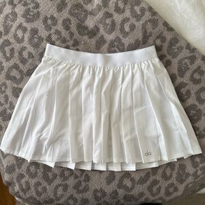 ALO Yoga Women's White Varsity Skirt